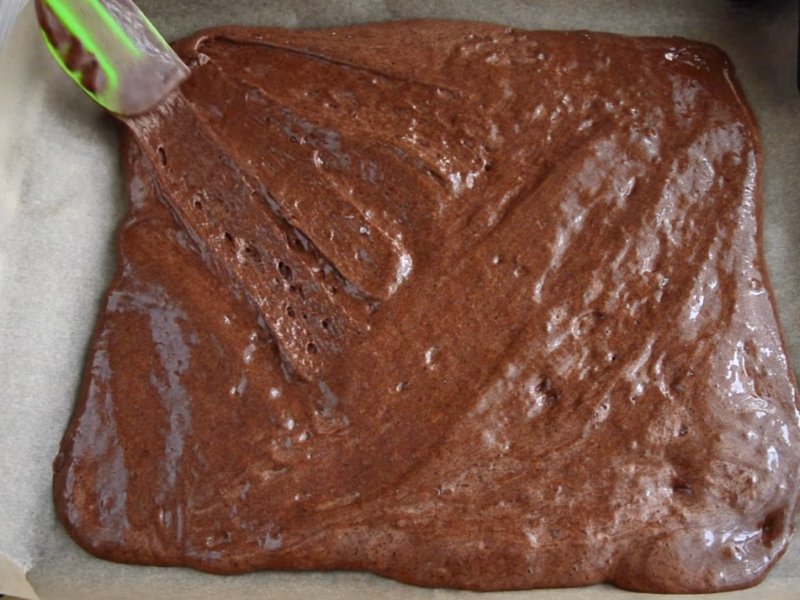 Шоколадный бисквит для бенто торта